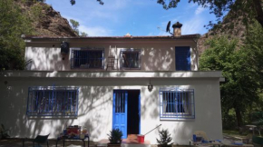 El cortijo azul, Guejar Sierra